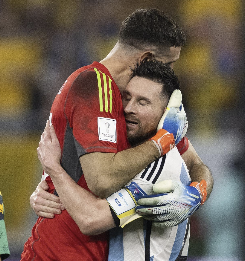 19年梅西为啥叫单核（阿根廷仅1人入选世界杯最佳阵！还不如2个八强队，梅西成最强单核）