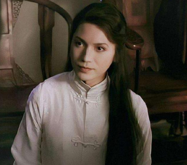 "许妈超"本不叫"许妈超",而叫许亚芬,是一位戏曲演员.