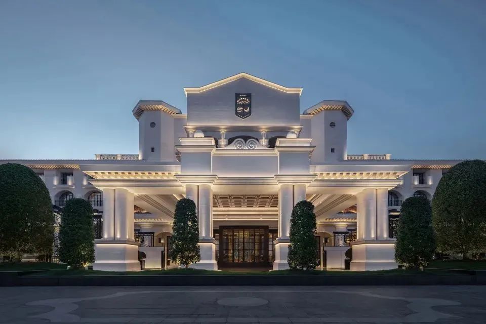苏宁钟山国际高尔夫酒店，耗资10亿改造，满满的贵族风情