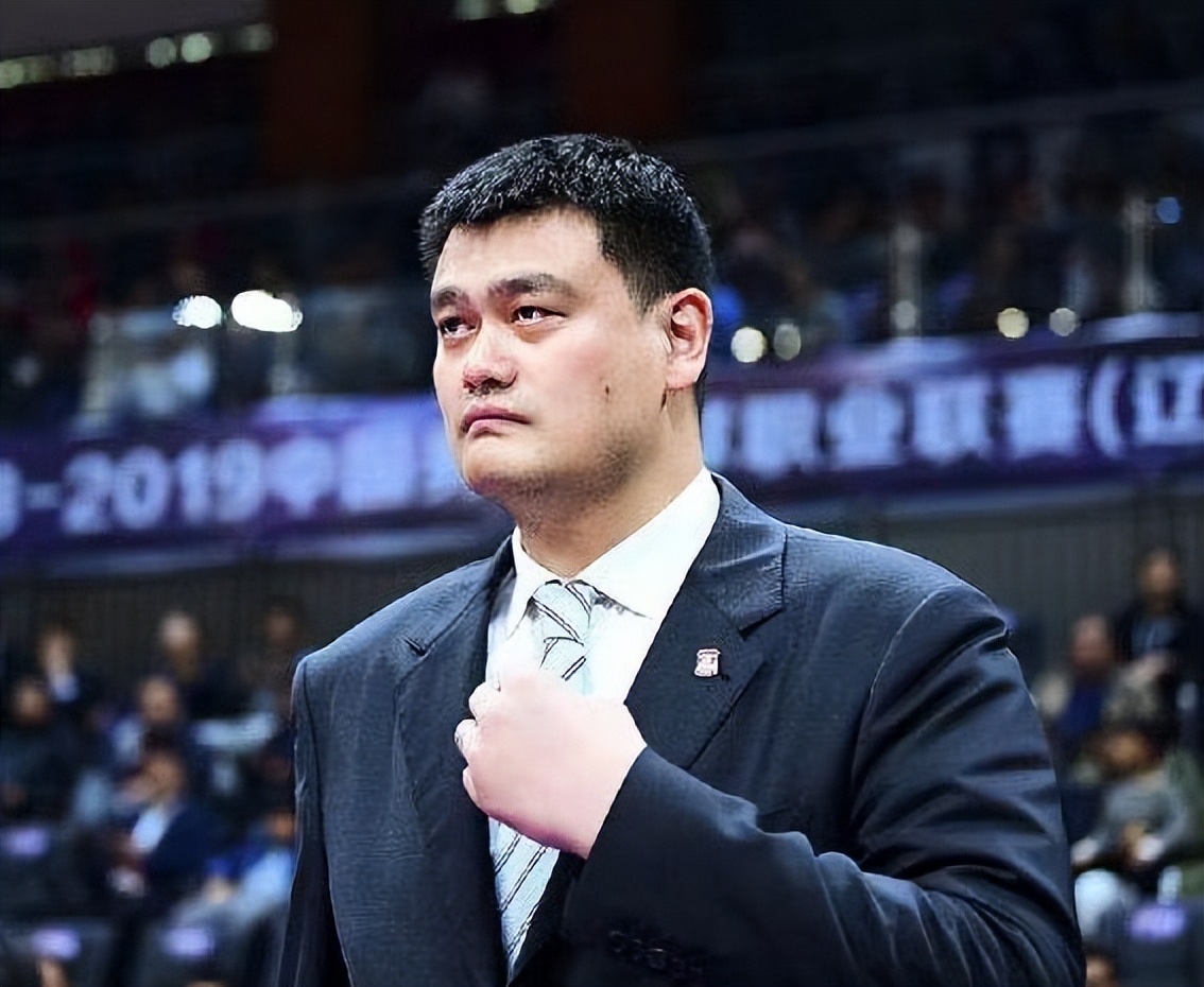 nba名人堂退休的有哪些人(NBA退休金有多少？中国有4名球员能领到，姚明最多，50岁每年21万)