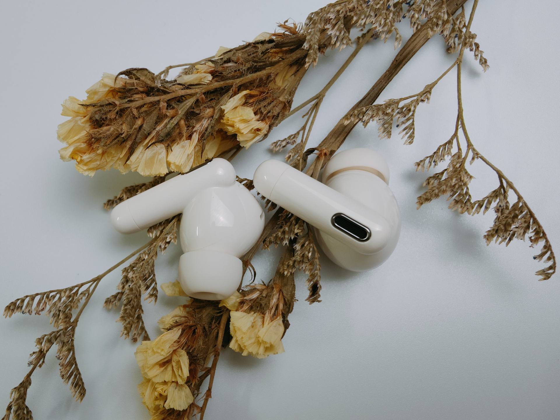 当音频大厂认真起来--漫步者Retro Pro降噪耳机开箱