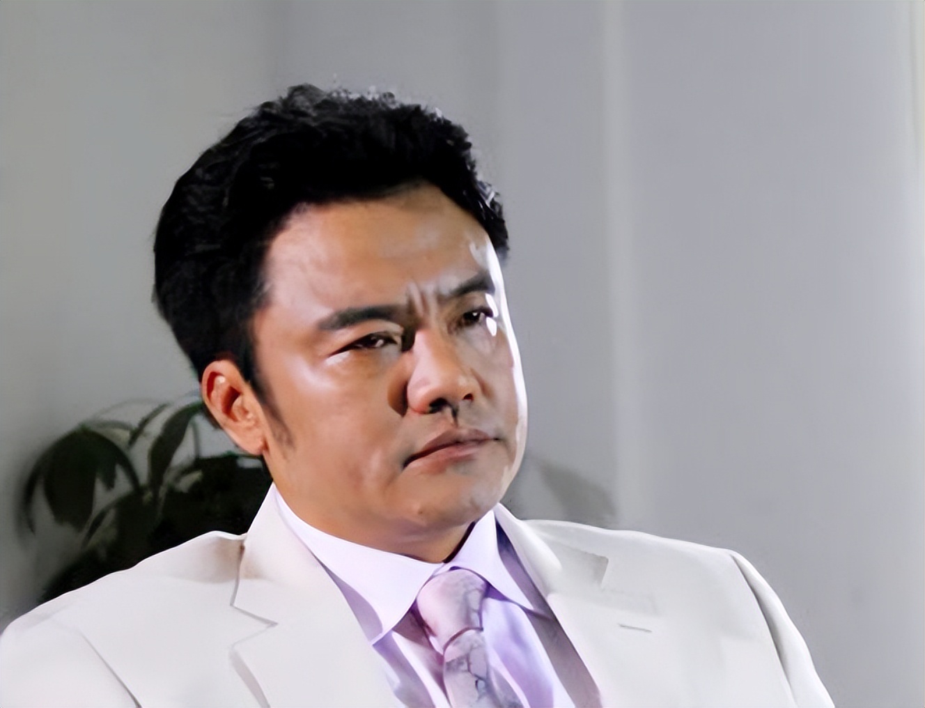 著名演员张秋歌:一个被亲情,婚姻伤害过的男人