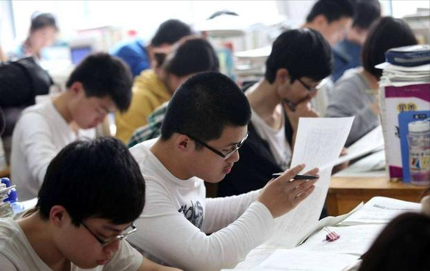 高三一模555分，班级第7，全校第290，有望考上重点大学吗？