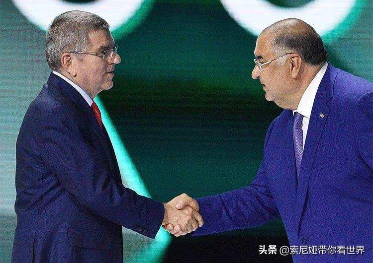 38亿游艇被没收的富豪乌斯曼诺夫：身家百亿，夫妻情投意合30年