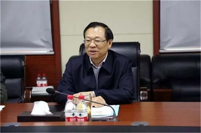 微信群多少人二维码就失效《qq里怎么找群加群的人》