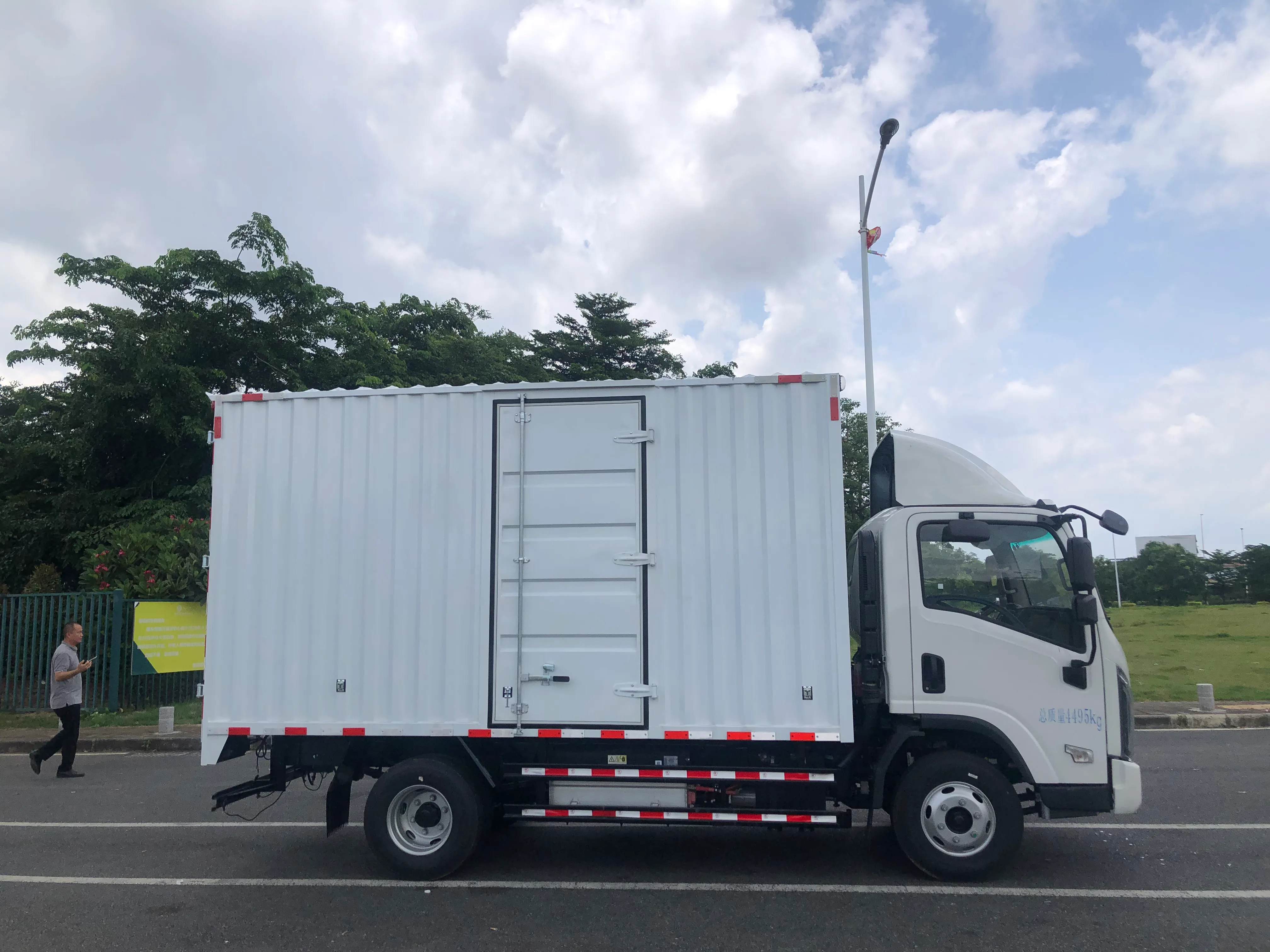 厉害! 吉利远程GLR新能源商用车,发布六月战绩夺四个第一-寮步媒体