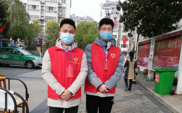 当代大学生封校日常，玩得不亦乐乎，网友：“秀儿”是你吗？