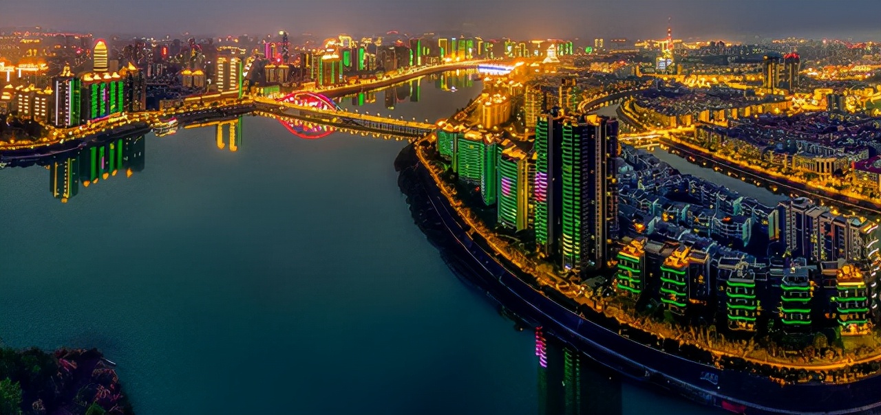 全国百强中学名单公布！四川四所中学入围，树德中学竟不在其中？