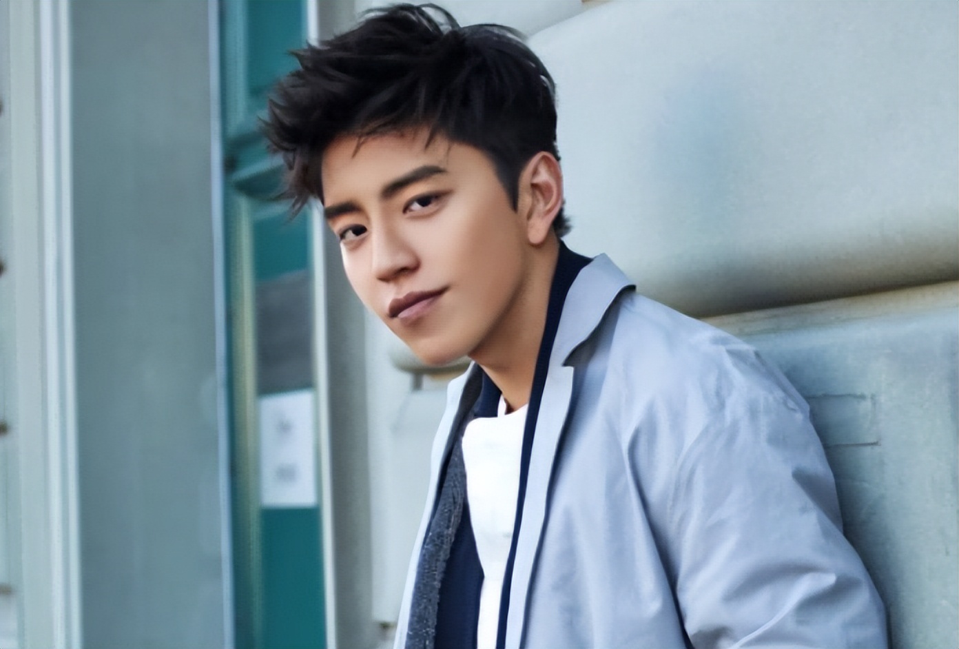 红得快，凉得也快！这9位“风光不再”的男星，有人太可惜了