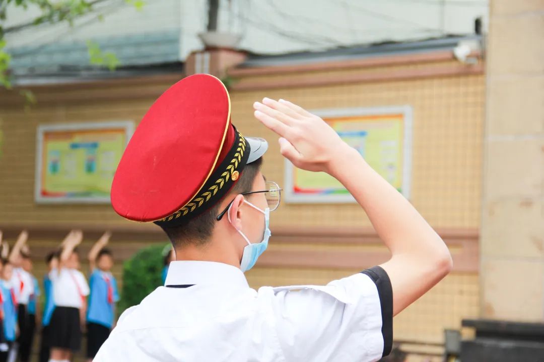 逐梦前行，做新时代好少年｜成都市双流区九江小学举行升旗仪式