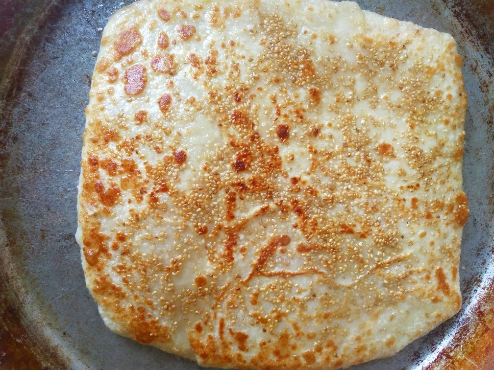 千層餅、油酥燒餅、餡餅的做法，全都是麵食，鮮香美味，酥軟油潤