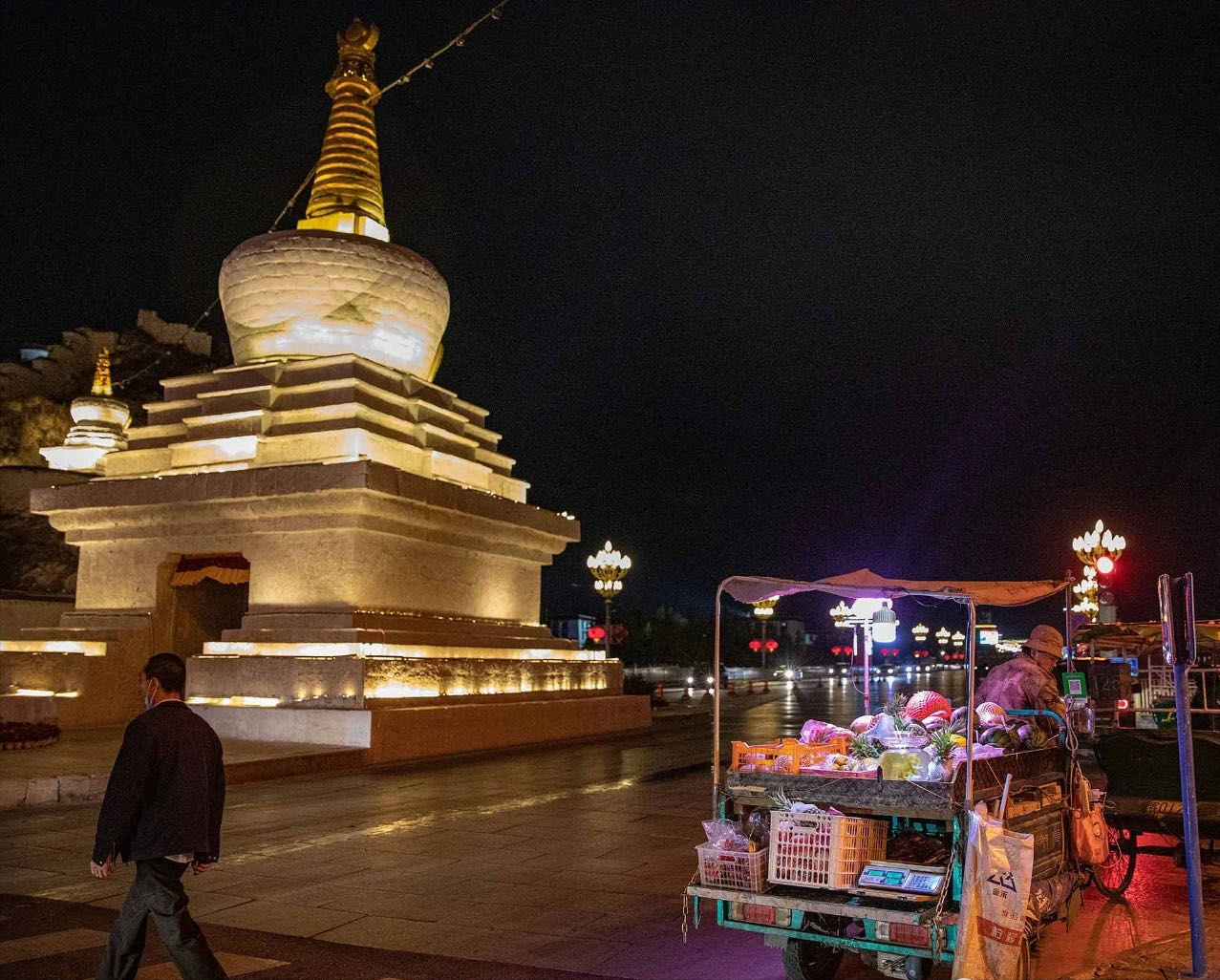 拉萨的夜晚有多绝？谁看谁知道