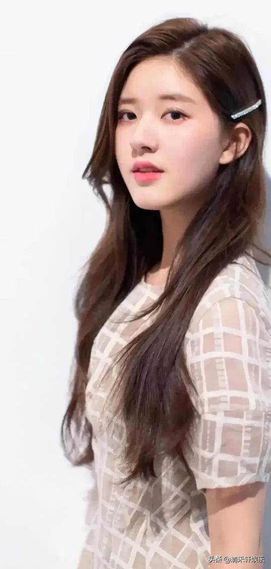 赵露思，最后一张嘟嘴照，特别好！可爱无敌，也特美