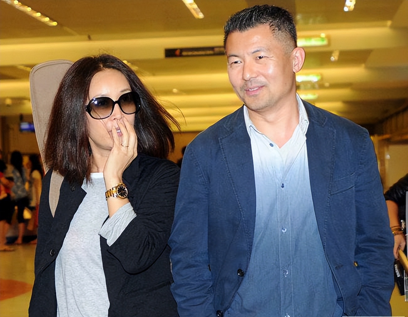 那辛个人资料情况(那英:和高峰相恋10年换不来婚姻,带着儿子嫁给孟桐