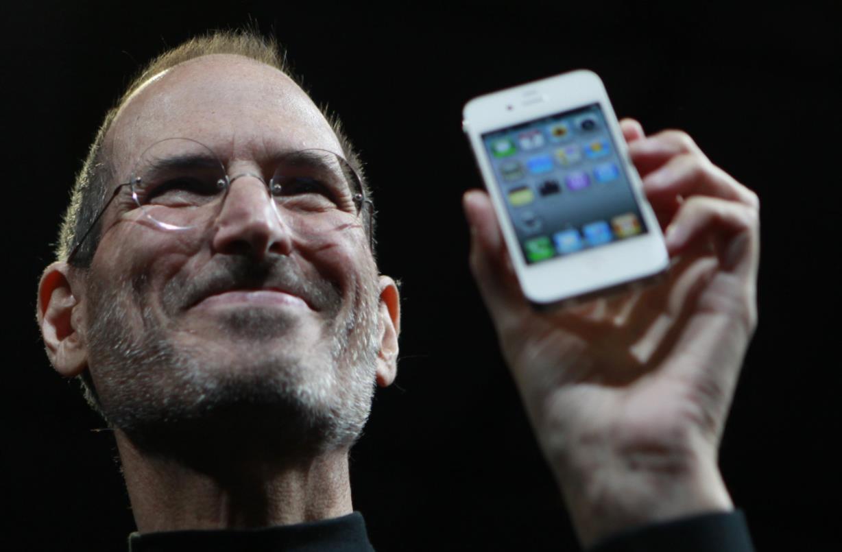 如果乔布斯在世，肯定不允许iPhone14“感叹屏”的存在