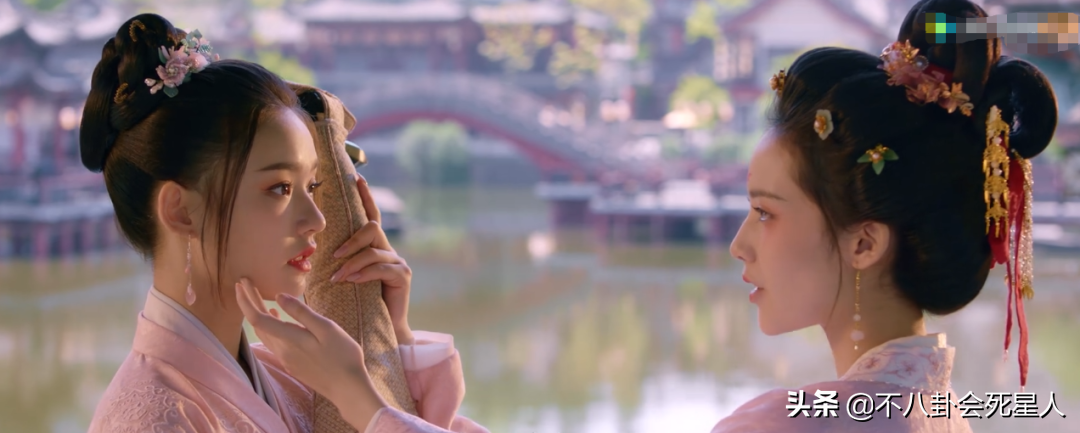 娱乐圈“一眼美人”太多了，全靠妆容造型加持，样貌缺点很明显