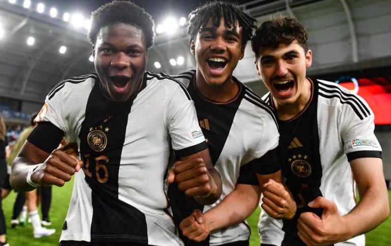 欧洲杯德国队出线了吗（5-4，登顶欧洲杯！德国终结14年等待，重返世少赛，中国男足待定）
