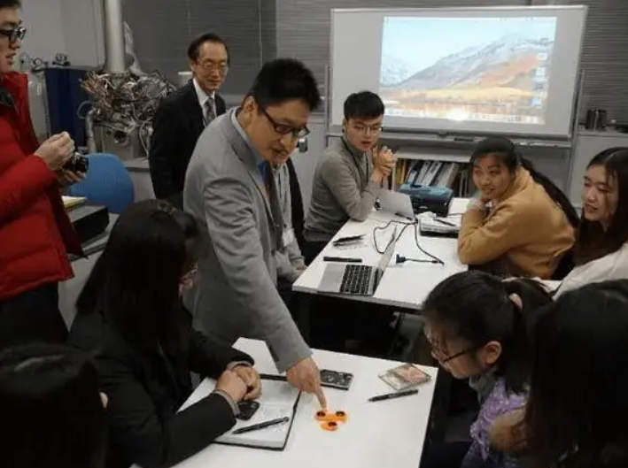 工科专业就业“钱途”排行，通信工程排名大幅下降，榜首异军突起