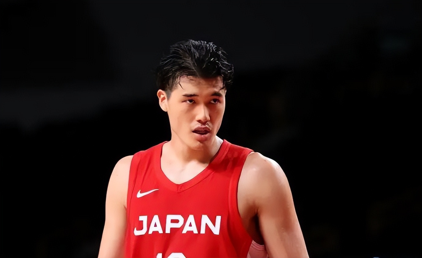 今日nba有哪些赛事(渡边雄太21 8 4埃文斯17 9 日本4人得分上双擒哈萨克斯坦获开门红)