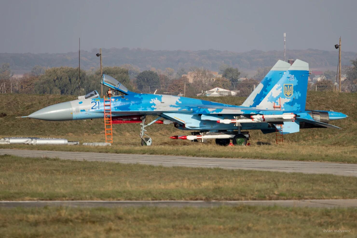 ������½������ȫ���佢ͧ������������ڿ������ں�·�������ж�