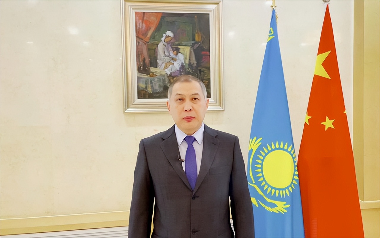 “语”你一起，共赴未来！北京语言大学：在这里，会五洲好友，看大千世界！