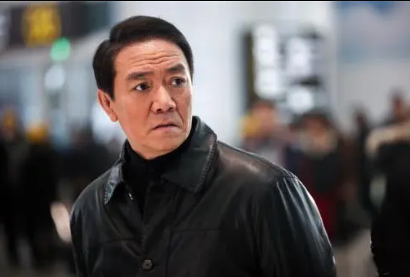 李幼斌:放弃24年原配娶小13岁娇妻,继子成他骄傲,亲儿令他头疼