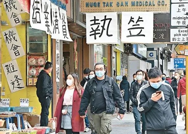 香港疫情持续，金牌配角曹永廉陷经济危机被困口岸无法北上赚钱