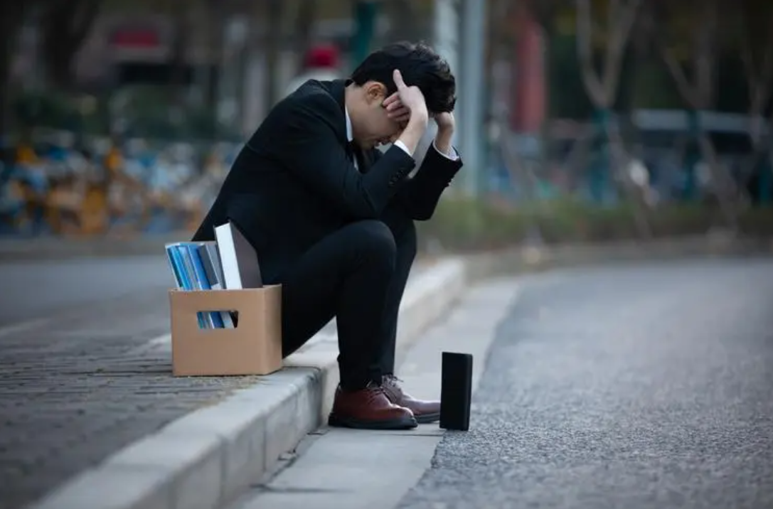 大学生毕业要注意的3个手续，关系到未来考公，也关系到应届身份