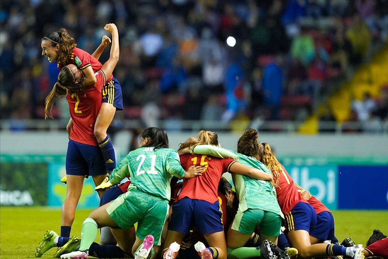 日本女足世界杯决赛(3-1终复仇！日本女足15场不败终结，斗牛士女团绽放，仅用了11年)