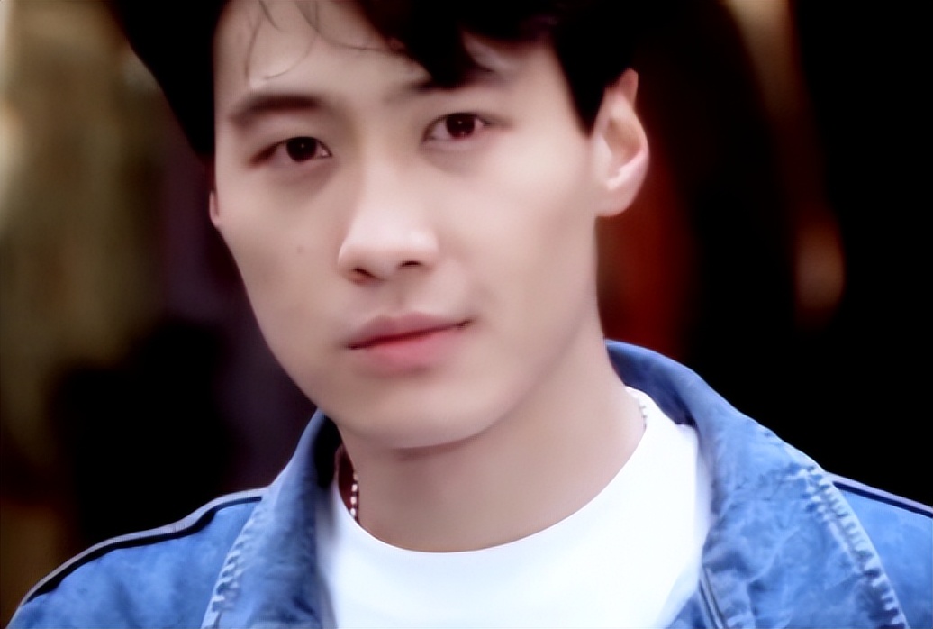 黎明：唱不过张学友，跳不过郭富城，碌碌无为的他凭啥被称为天王