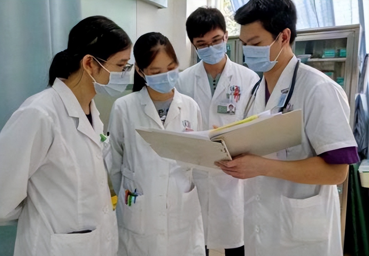 大学专业报考热度排名，毕业后不用过于担心就业，薪资还有保障