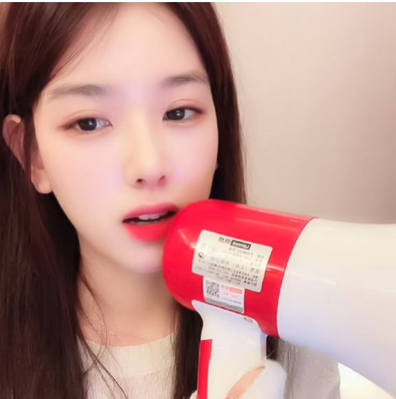 北大韦东奕月开销300元，被讽刺买不起房，真实收入打脸网友