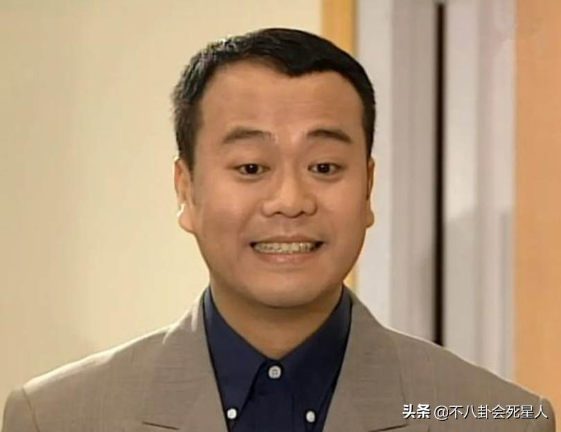 明明长得不帅，却吸引力爆棚，这5位男演员证明“丑男也有春天”