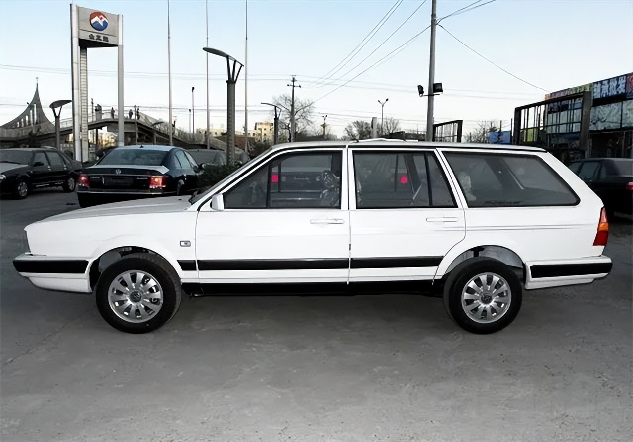 车300：5款经典车！一款曾售价95万，如今飞度的价格就能买顶配