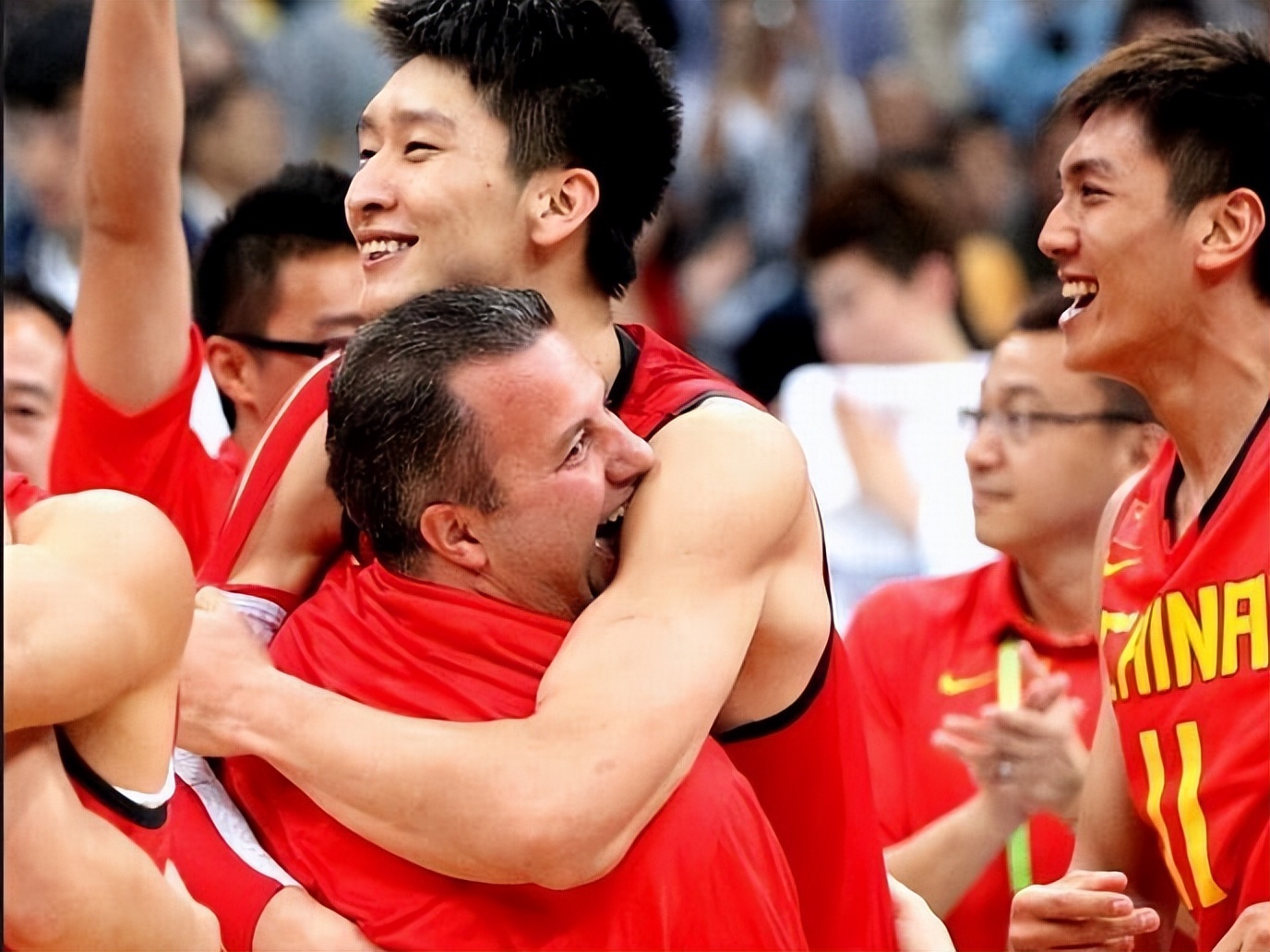 nba联盟教练有哪些（男篮国家队历任主教练薪水排名，薪水最高与最低分别是谁？）