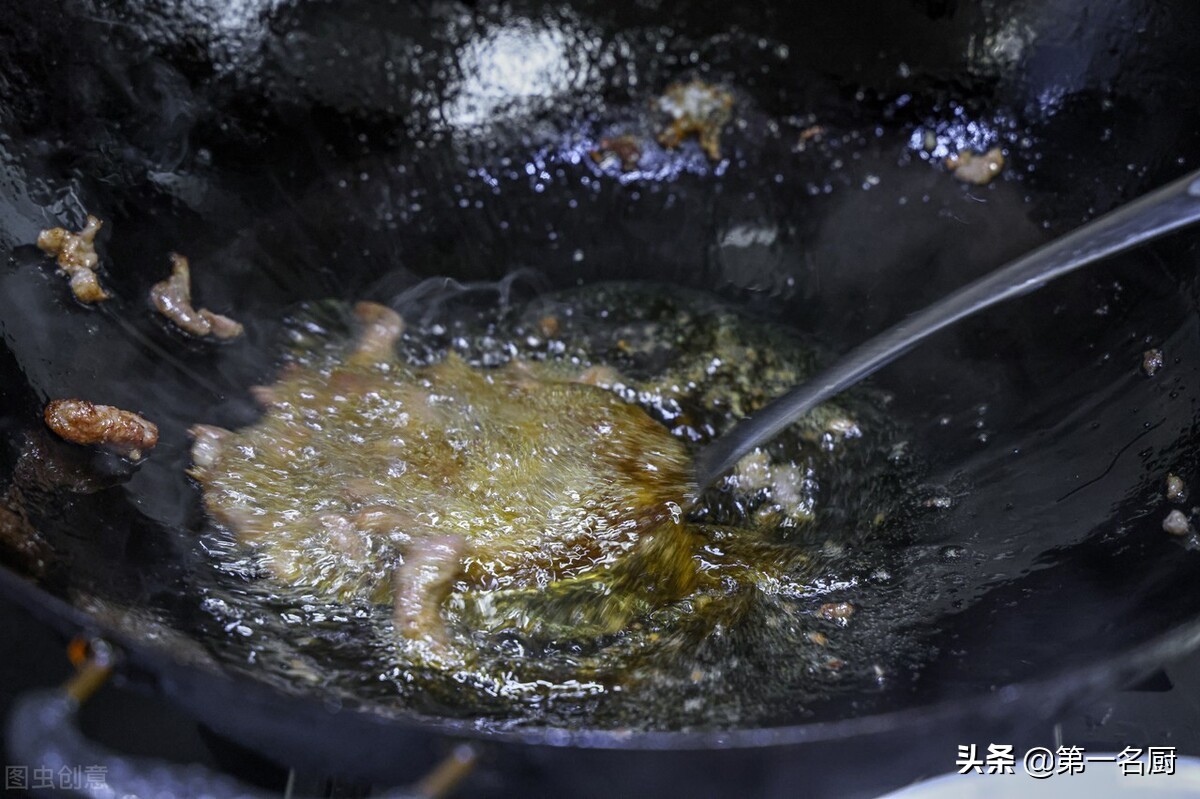 生铁锅好还是熟铁锅好（详解生锅和熟锅的优缺点）