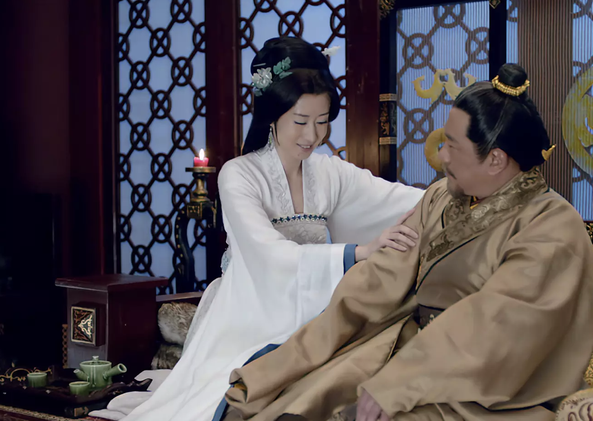 琅琊榜里，与世无争的静嫔，其实深爱梅长苏的父亲林帅？为什么？