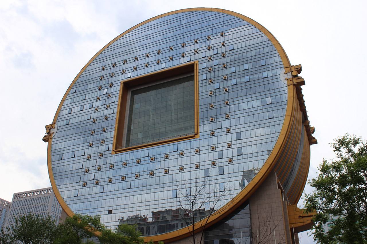 沈阳方圆大厦地址(东北一知名奇葩建筑,因独特造型起名"方圆大厦",很