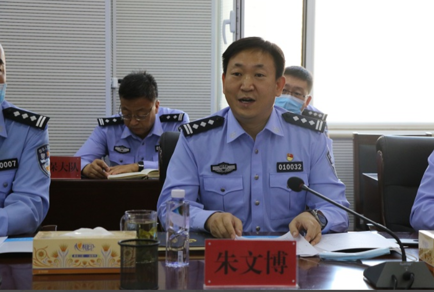 上,由刘勇主任与朱文博局长签署《价格争议纠纷调解工作推进意向书》