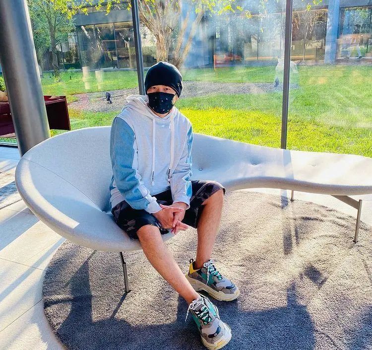 周杰伦20亿豪宅啥样？网友：这样的家确实影响出歌速度