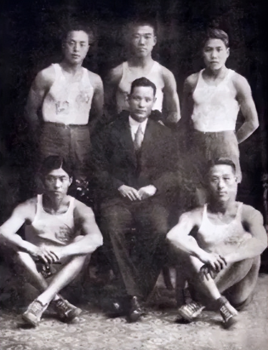 「中国篮球名人堂」“中国篮球之父”董守义的传奇之路