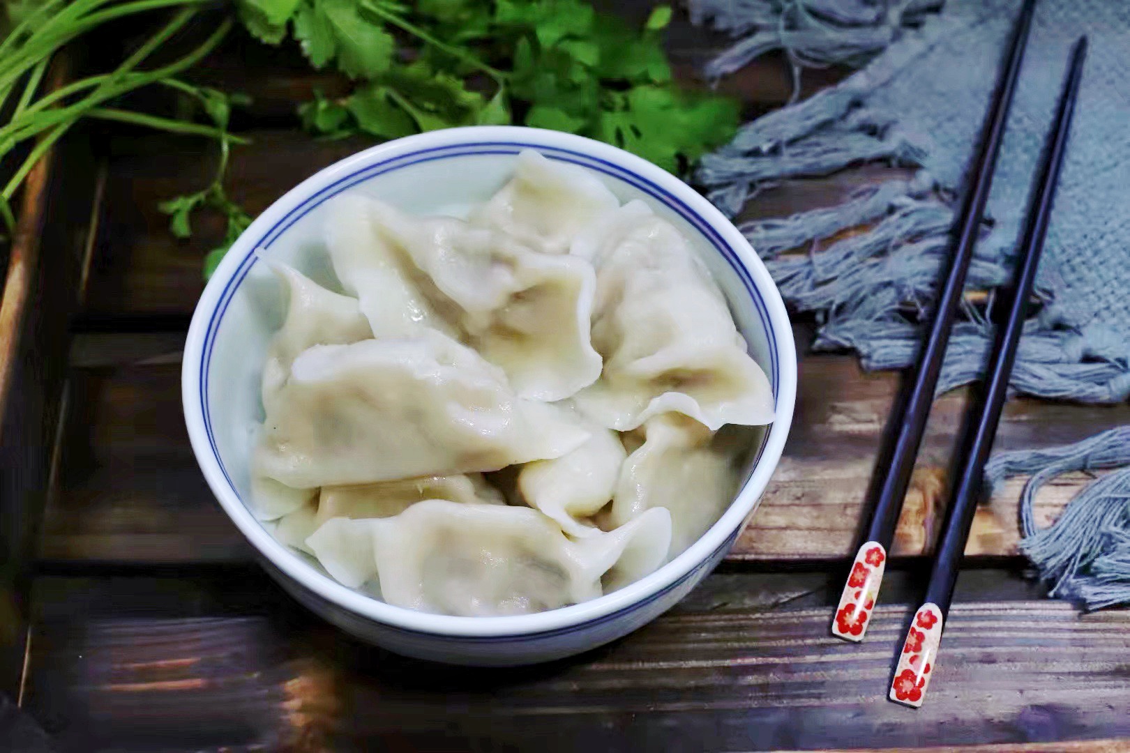 【苦菜馅饺子】做法步骤图  鲜嫩美味有营养-起舞食谱网
