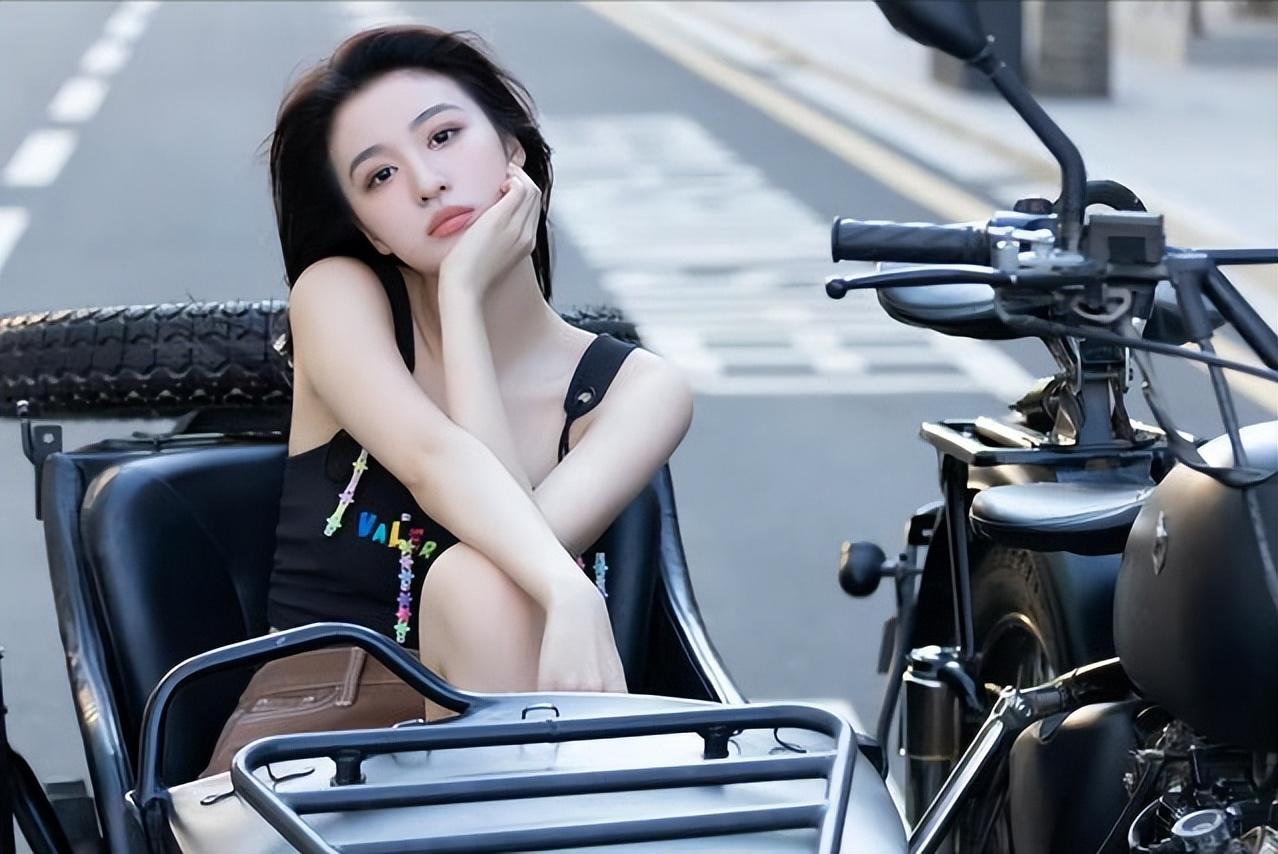 演员王楚然被全网抵制,多个代言被连累,她到底做错了什么?