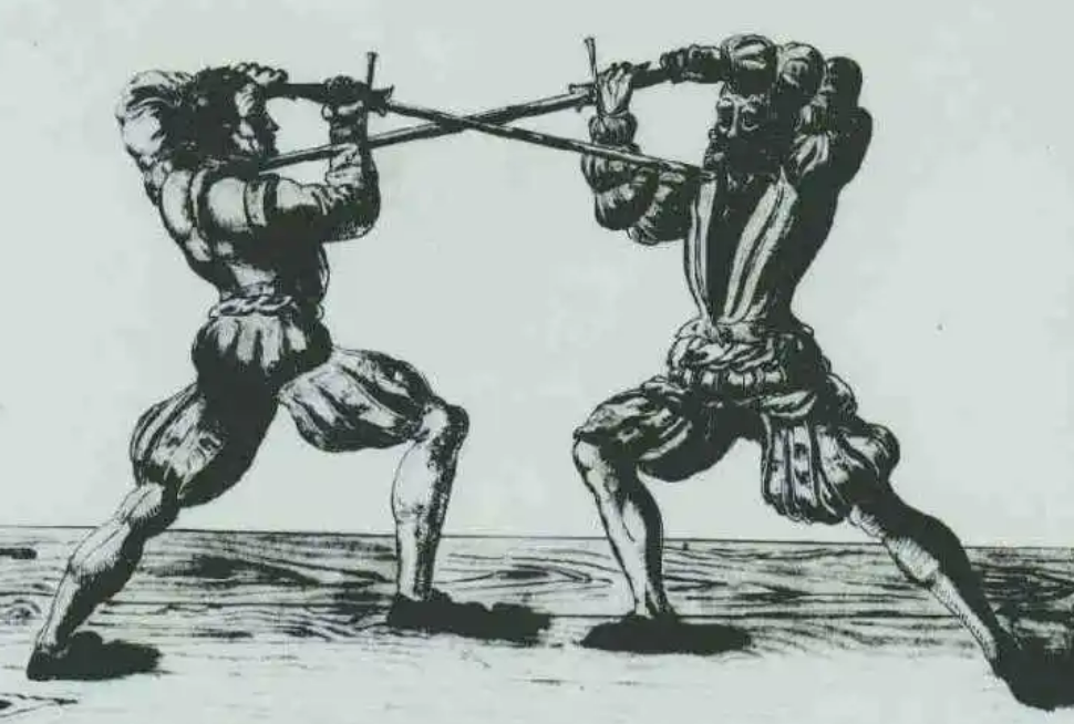 回到正题,战斗中,双手剑士往往部署在指骨两端.