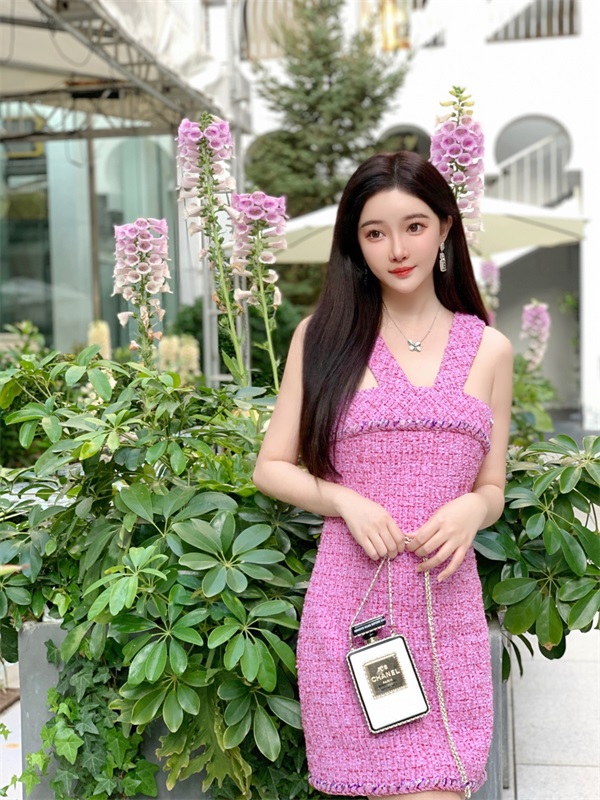 孙心娅闲暇生活照曝光 清纯甜美俏皮可爱