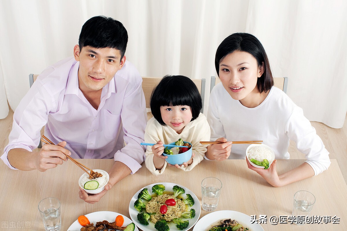 50岁是寿命决定期，无论男女，吃饭没有四个迹象，恭喜你很健康