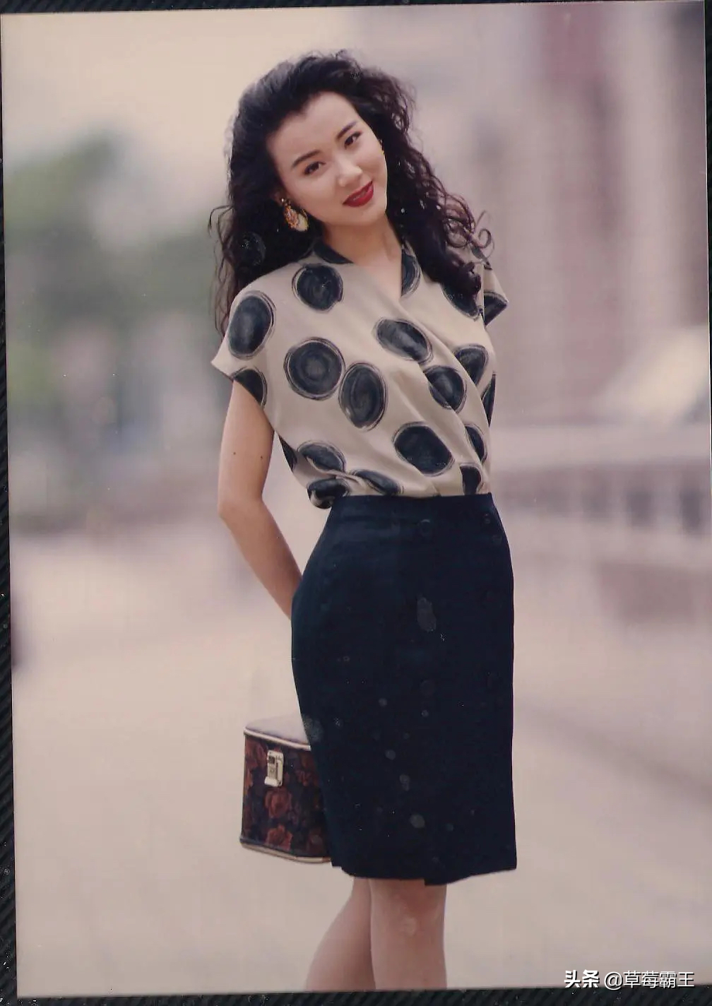 10位有“第一美”之称的女星：陈红似油画，李嘉欣关之琳难分高下