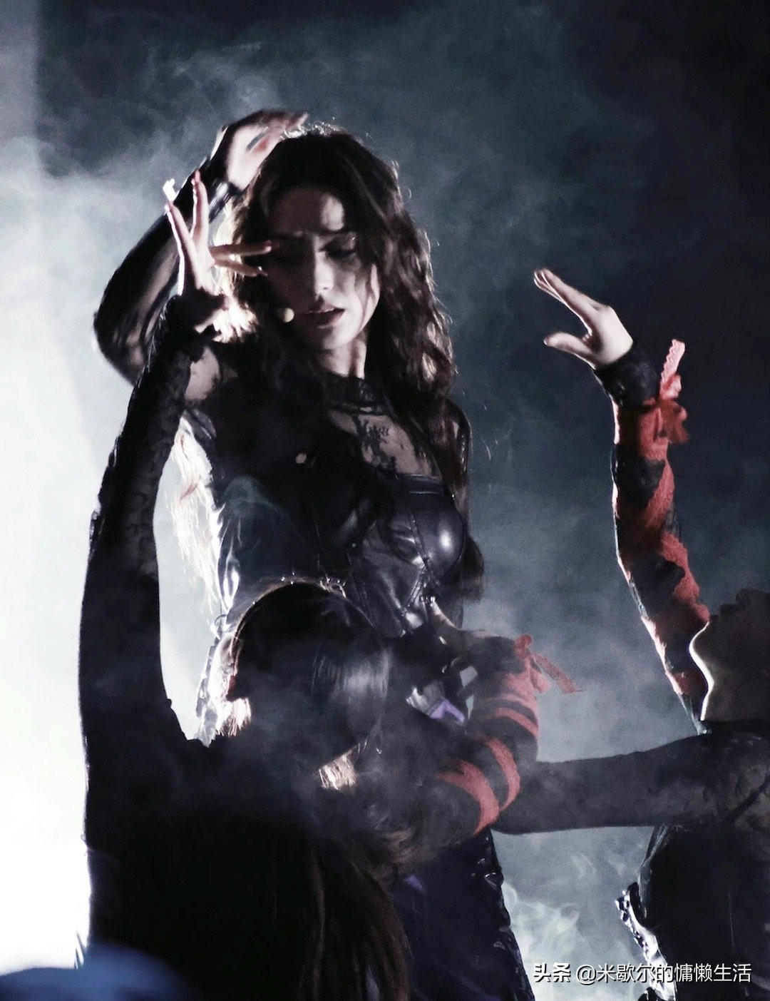 《乘风破浪》：王心凌挑战高音夺得第一，薛凯琪刘恋舞台绝美