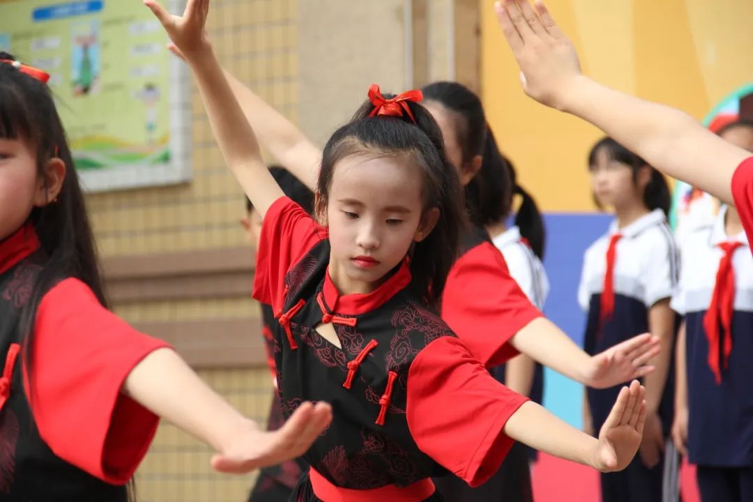 品味端午佳节 弘扬传统文化｜记九江小学四年级二班国旗下表演