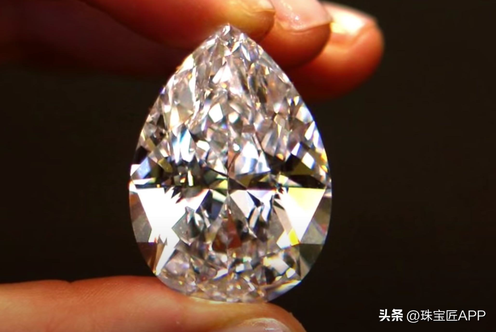 钻石的寓意与象征(世界第九大钻石，顶级美人的最爱，旷世爱情见证者：泰勒伯顿钻石)